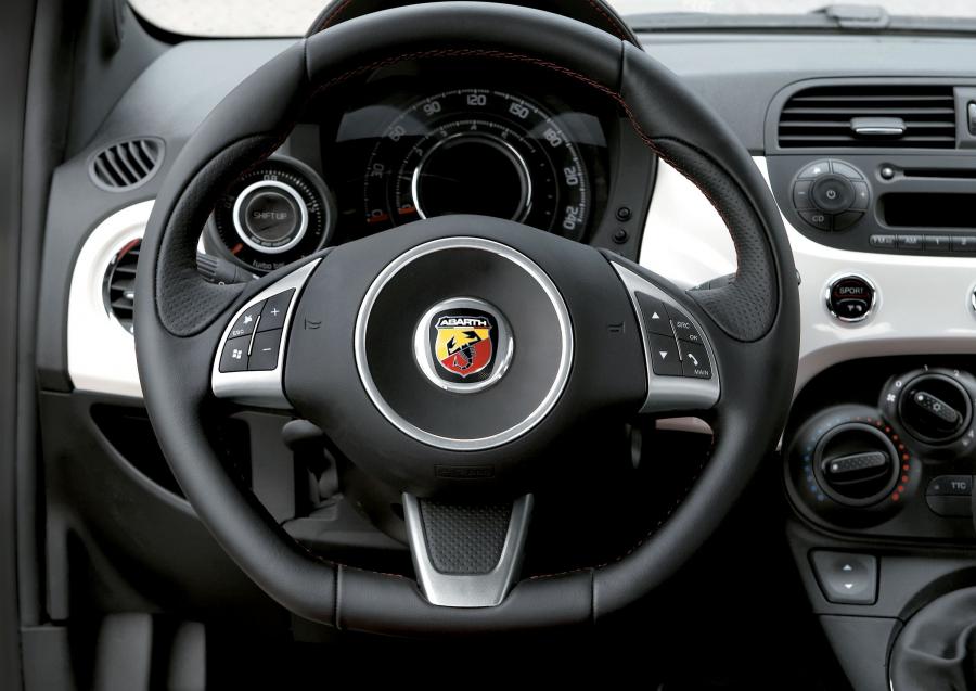  Fiat 500 Abarth 2008 года  (фото 66 из 73)